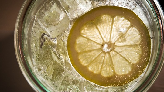 Drinking water has many health benefits. 