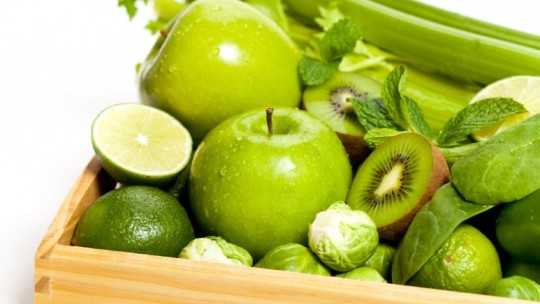 Tray of green fruits and vegetables
