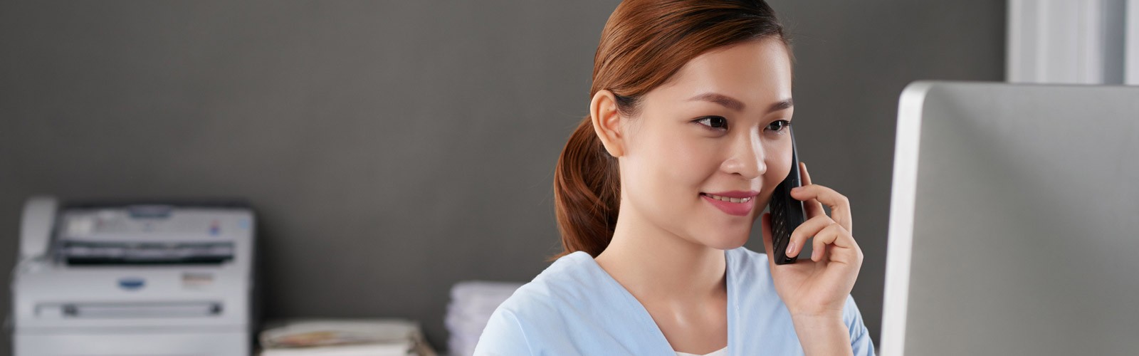 Operator on phone with caller